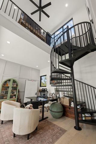 215 Golden Bear DR, Austin, TX 78738