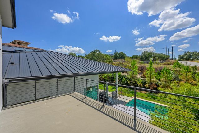 215 Golden Bear DR, Austin, TX 78738