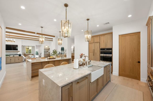 215 Golden Bear DR, Austin, TX 78738