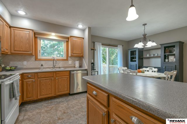 1630 SW 14 Street, Lincoln, NE 68522