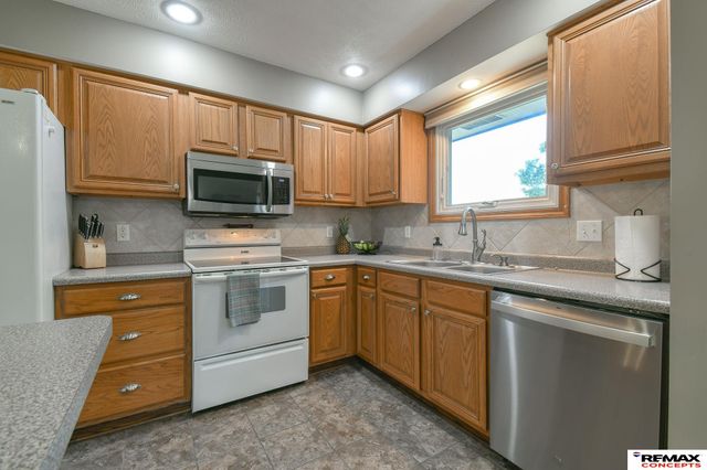 1630 SW 14 Street, Lincoln, NE 68522