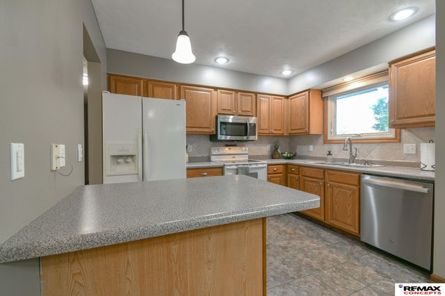 1630 SW 14 Street, Lincoln, NE 68522