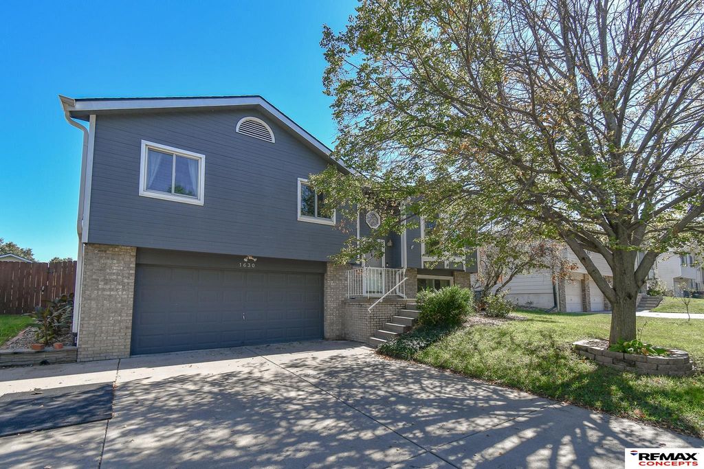 1630 SW 14 Street, Lincoln, NE 68522