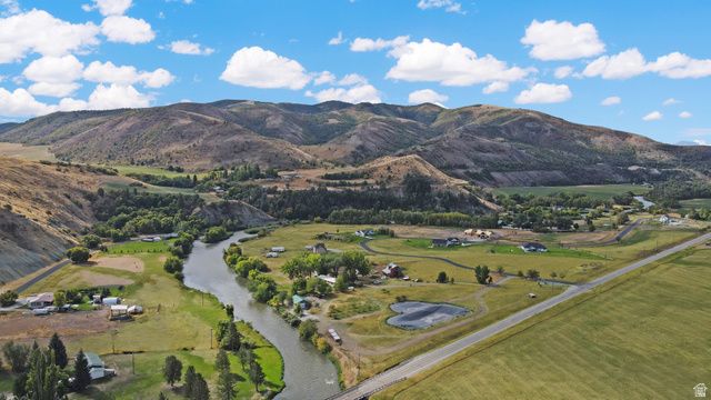 3864 E HIGHWAY 36, Preston, ID 83263