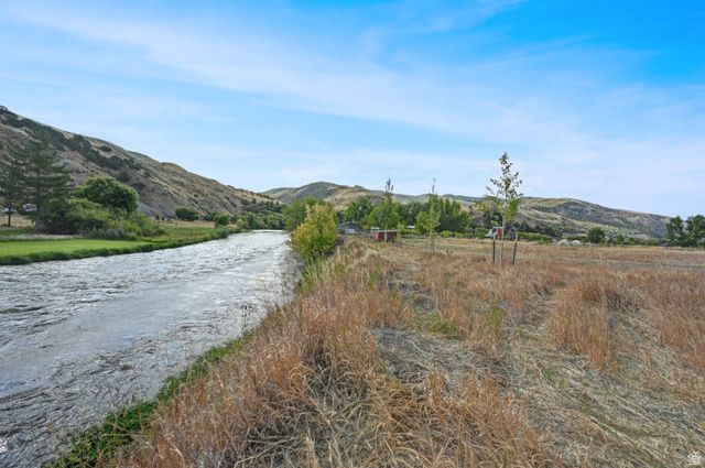 3864 E HIGHWAY 36, Preston, ID 83263