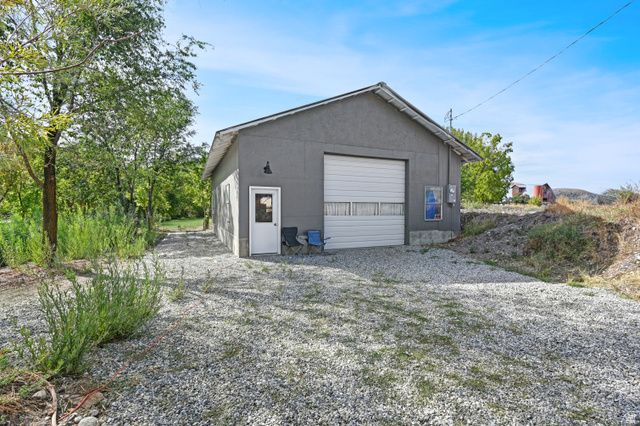 3864 E HIGHWAY 36, Preston, ID 83263