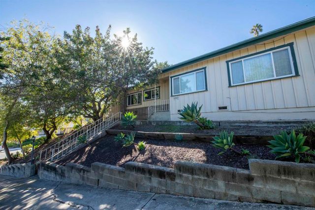 6158 60 Tarragona Drive, San Diego, CA 92115