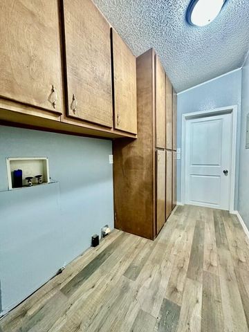 1241 County Rd 220-L, Denver City, TX 79323