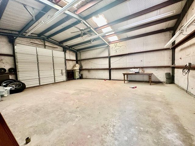 1241 County Rd 220-L, Denver City, TX 79323