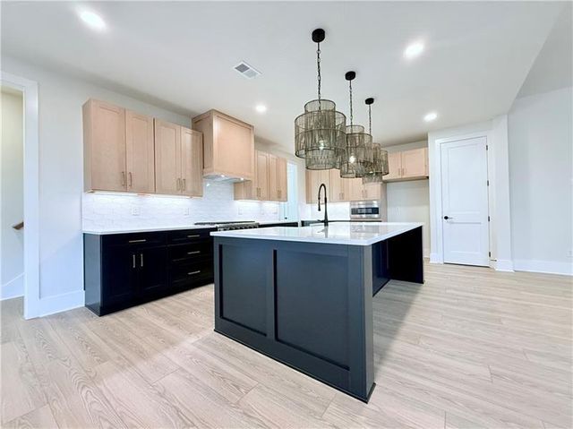 122 PALISADE Drive, Rydal, GA 30171