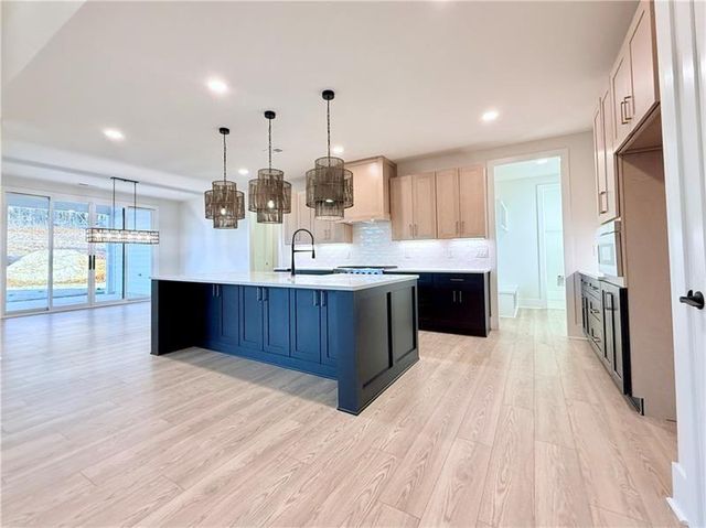 122 PALISADE Drive, Rydal, GA 30171