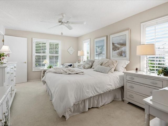 4412 Beechwood Lake DR, Naples, FL 34112