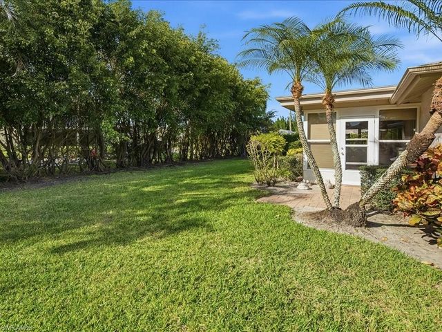 4412 Beechwood Lake DR, Naples, FL 34112