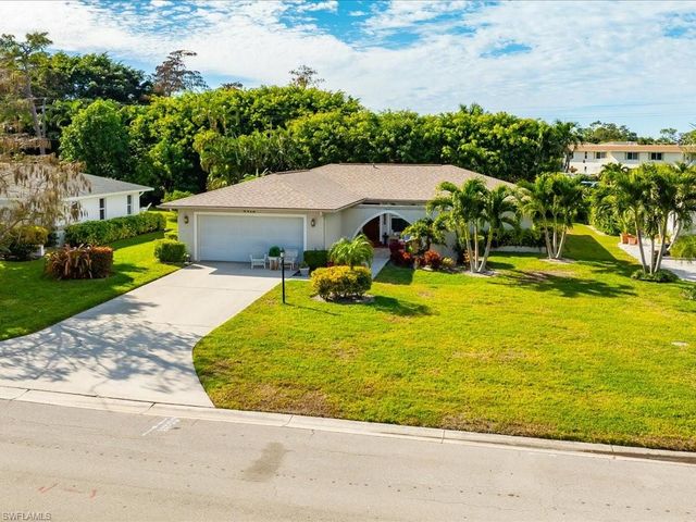 4412 Beechwood Lake DR, Naples, FL 34112