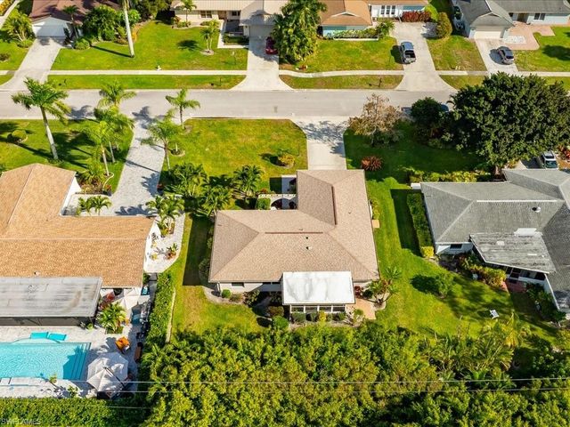 4412 Beechwood Lake DR, Naples, FL 34112