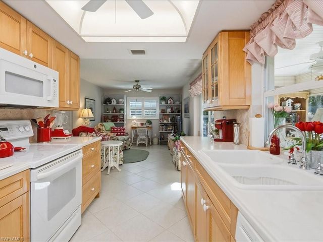 4412 Beechwood Lake DR, Naples, FL 34112