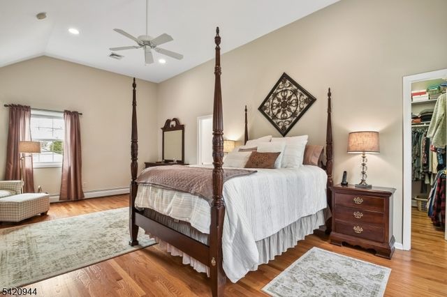 21 Woodbrook Cir, Westfield Town, NJ 07090
