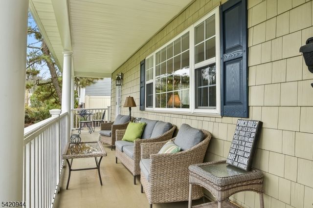 21 Woodbrook Cir, Westfield Town, NJ 07090