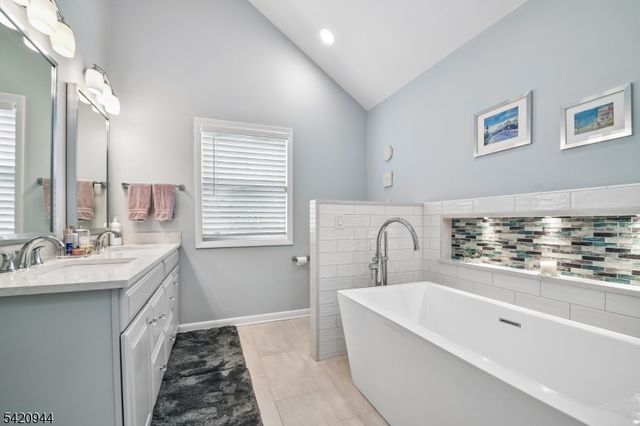 21 Woodbrook Cir, Westfield Town, NJ 07090