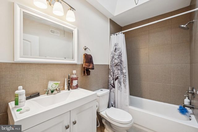 6639 N FAIRHILL ST, Philadelphia, PA 19126