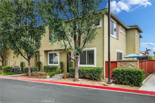27571 Darrington Avenue 2, Murrieta, CA 92562