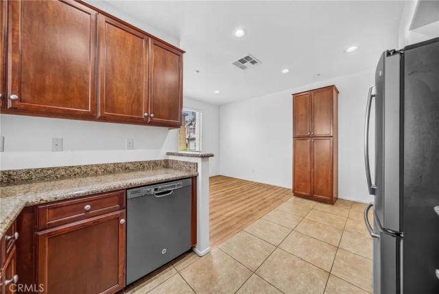 27571 Darrington Avenue 2, Murrieta, CA 92562