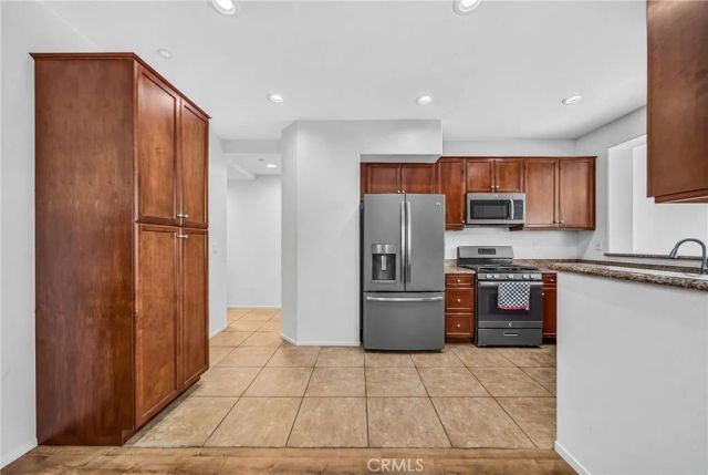 27571 Darrington Avenue 2, Murrieta, CA 92562