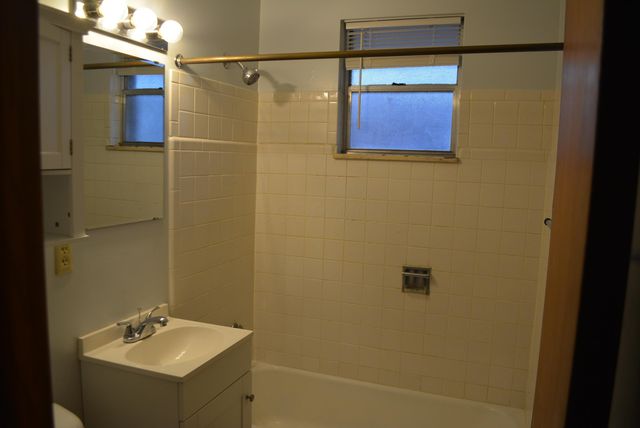 1533 Elmwood Avenue, Columbus, OH 43212