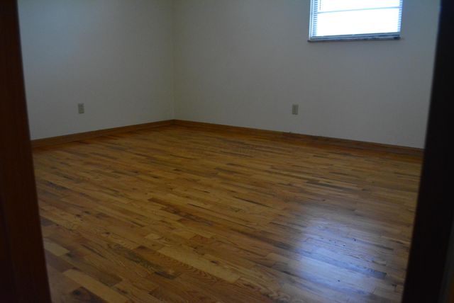 1533 Elmwood Avenue, Columbus, OH 43212