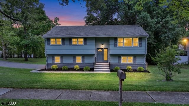 5 Rockaway Pl, Parsippany-troy Hills Twp., NJ 07054