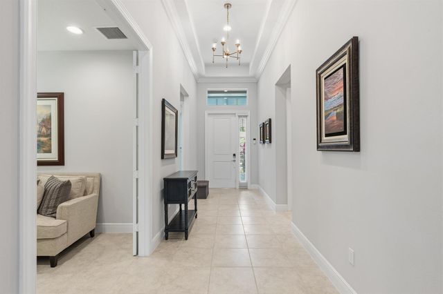 6805 49th Court, Vero Beach, FL 32967