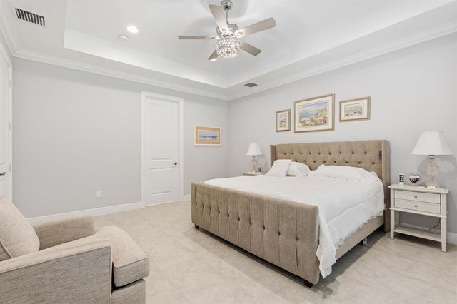 6805 49th Court, Vero Beach, FL 32967
