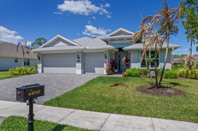 6805 49th Court, Vero Beach, FL 32967