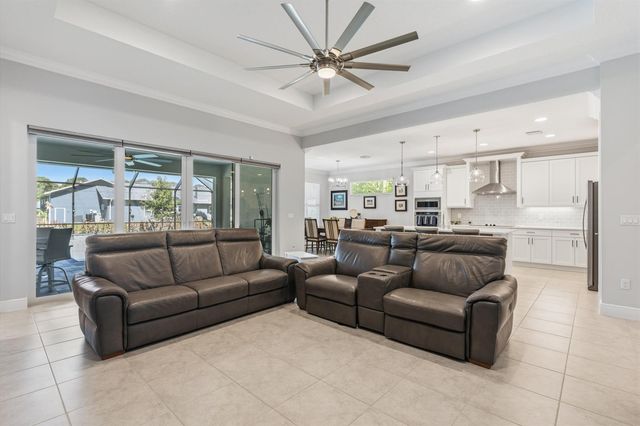 6805 49th Court, Vero Beach, FL 32967