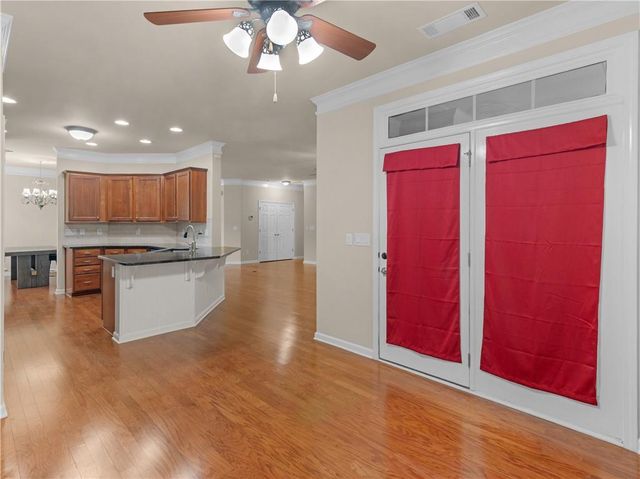 1136 Pebble Creek Lane, Locust Grove, GA 30248
