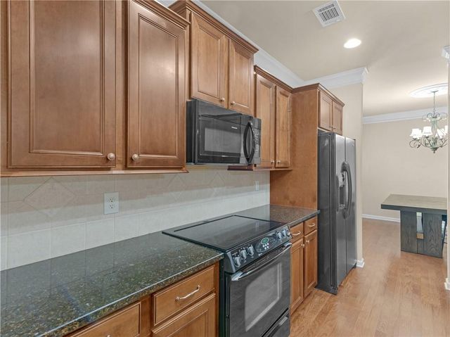 1136 Pebble Creek Lane, Locust Grove, GA 30248