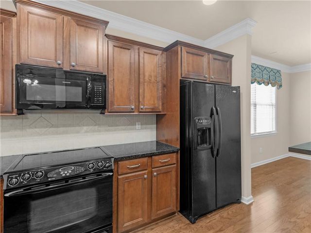 1136 Pebble Creek Lane, Locust Grove, GA 30248