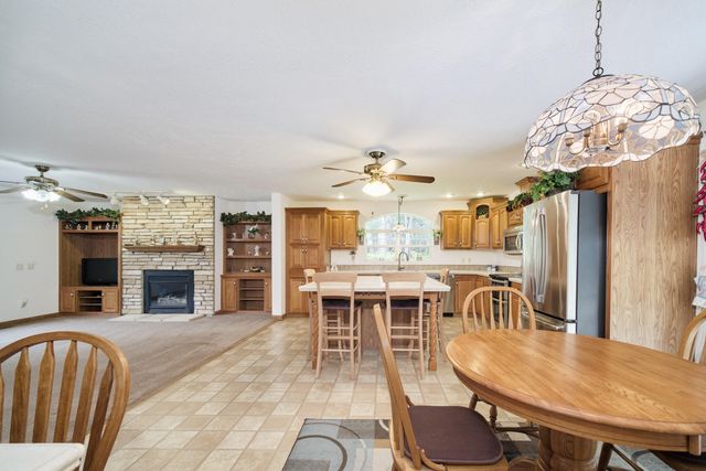 9155 Ivanhoe Drive, Onekama, MI 49675