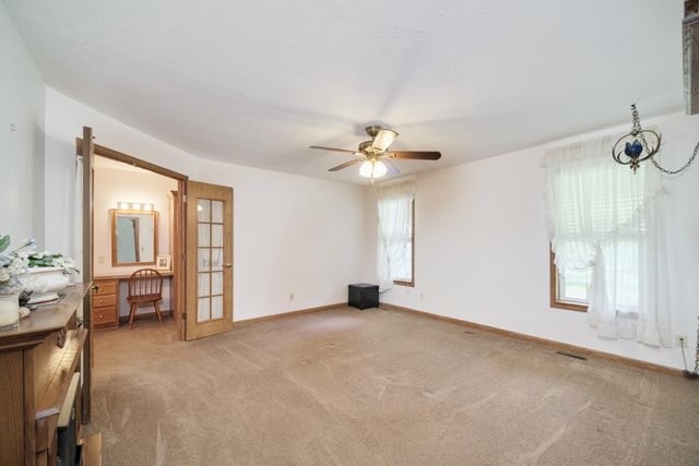 9155 Ivanhoe Drive, Onekama, MI 49675