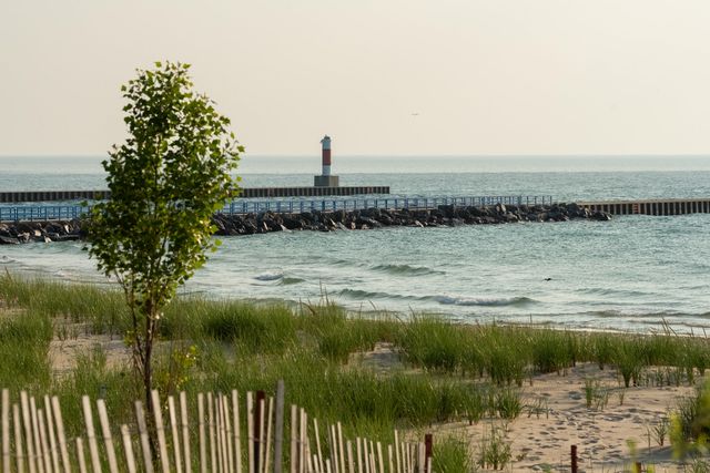 9155 Ivanhoe Drive, Onekama, MI 49675