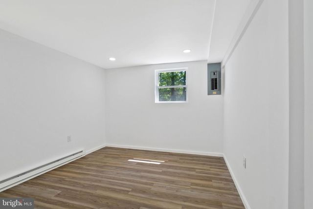 111 CARL AVE, Monroeville, NJ 08343