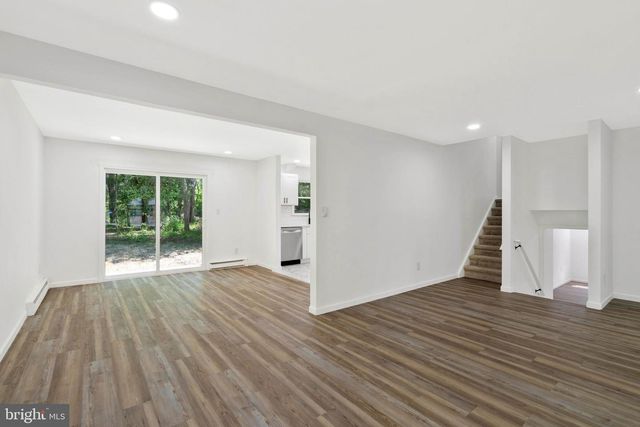 111 CARL AVE, Monroeville, NJ 08343