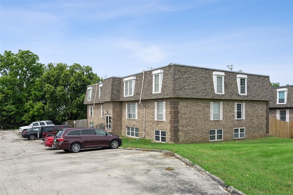 1100 E 6th Street 5, Des Moines, IA 50316