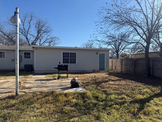 2816 Jomar Street, San Angelo, TX 76901
