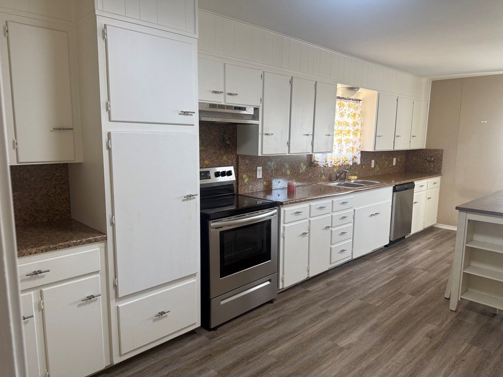 Image 3 of property listing at 2816 Jomar Street, San Angelo, TX 76901