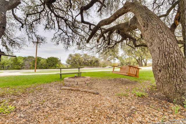 28149 US Highway 83, Concan, TX 78838