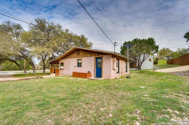 28149 US Highway 83, Concan, TX 78838