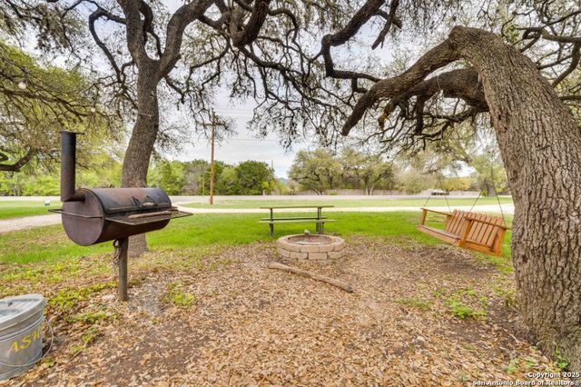 28149 US Highway 83, Concan, TX 78838