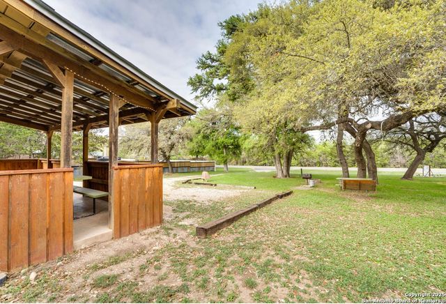 28149 US Highway 83, Concan, TX 78838