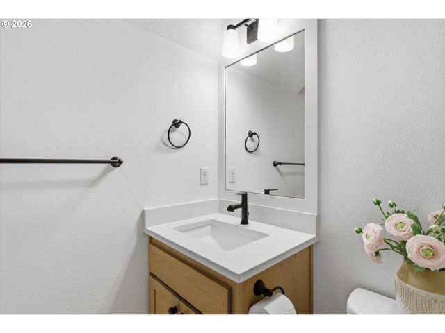 4136 Sw 174th Ave, Aloha, OR 97078